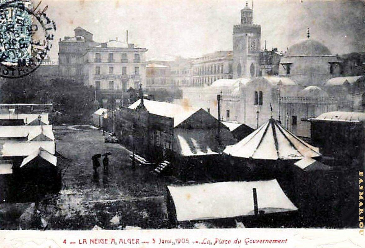 Alger - Place du Gouvernement - Neige - Janvier 1905.jpg
